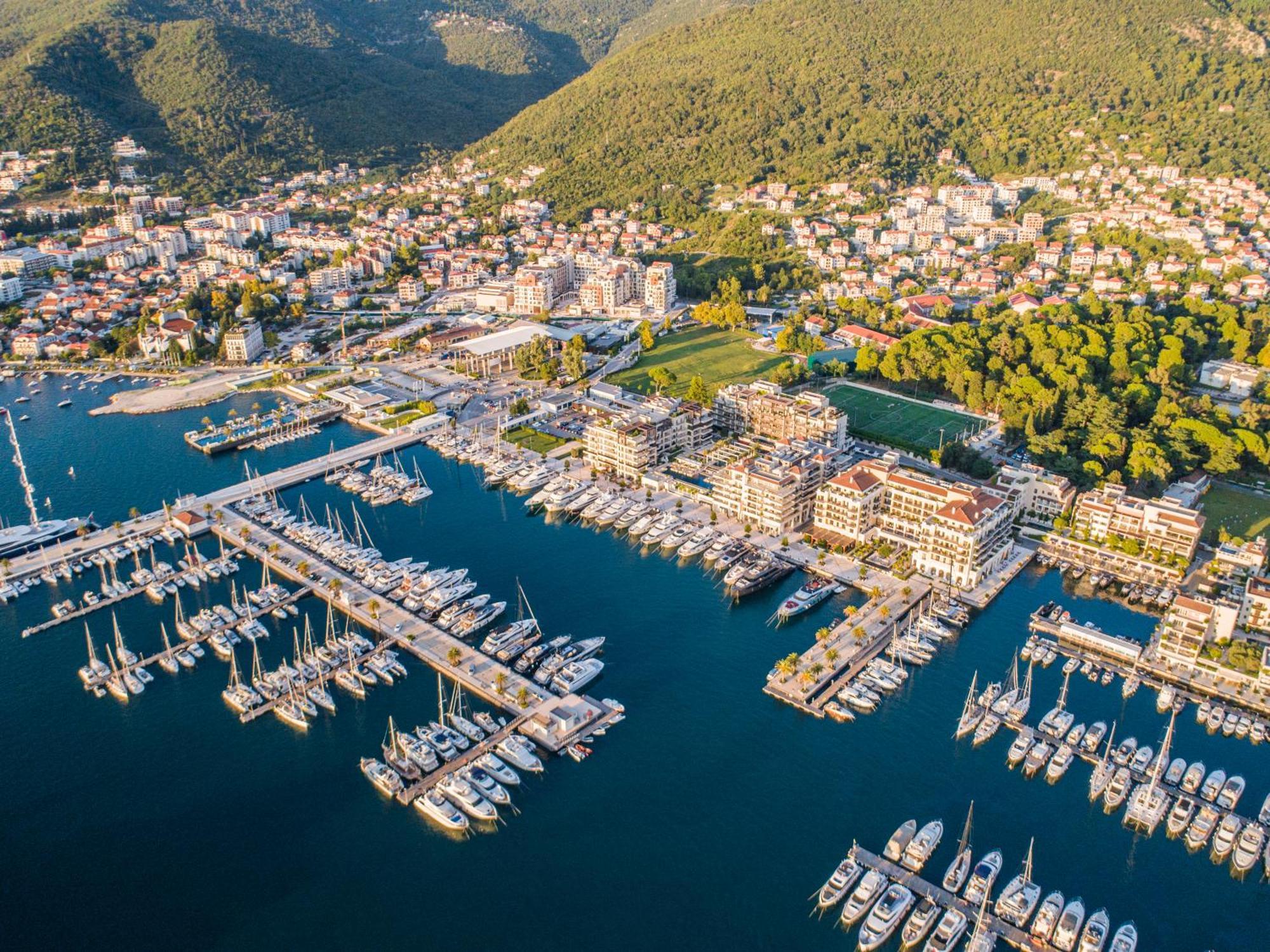 Porto Montenegro Residences Tivat Extérieur photo